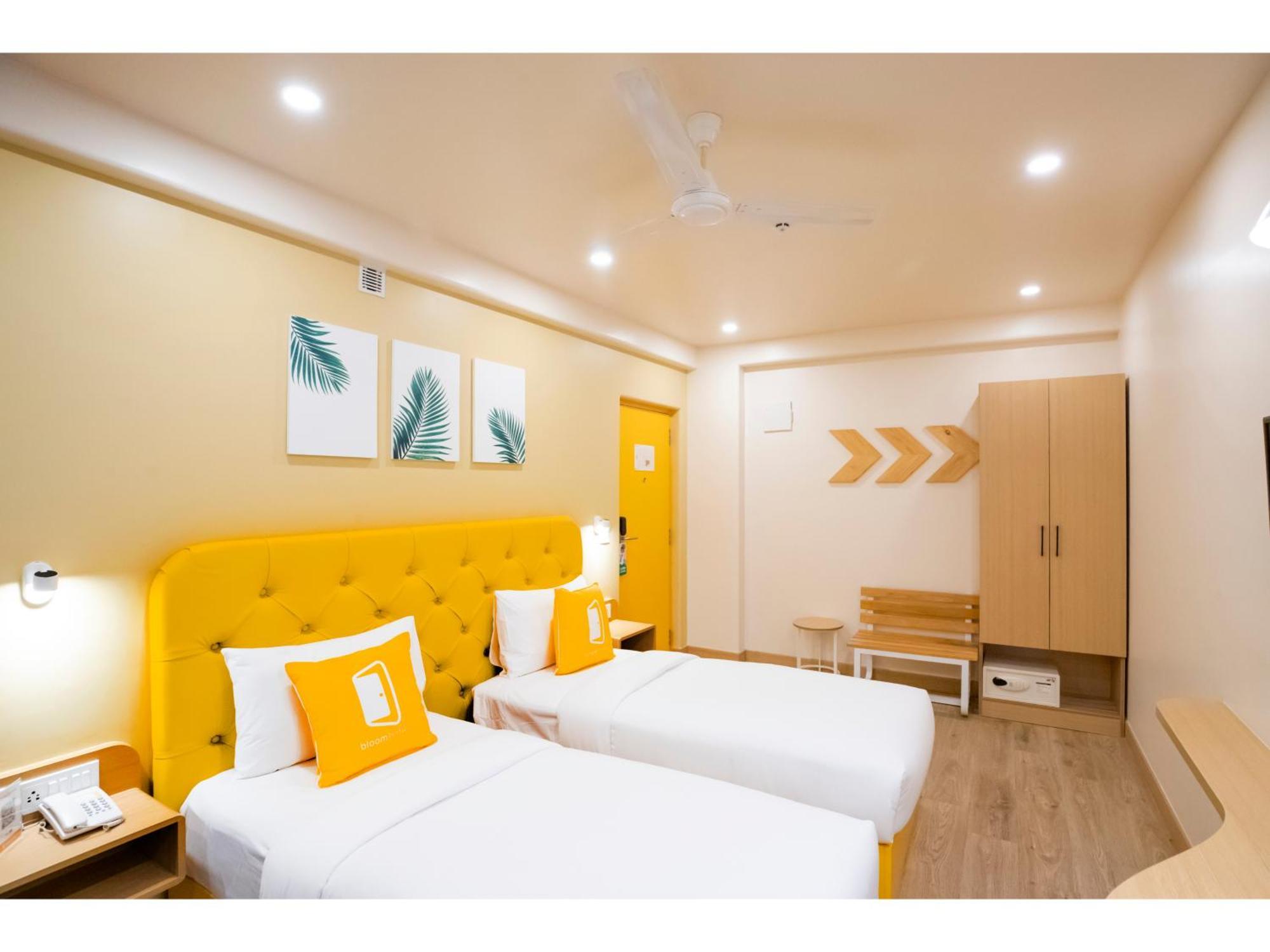 Bloom Hotel - Hsr Club บังกาลอร์ ภายนอก รูปภาพ