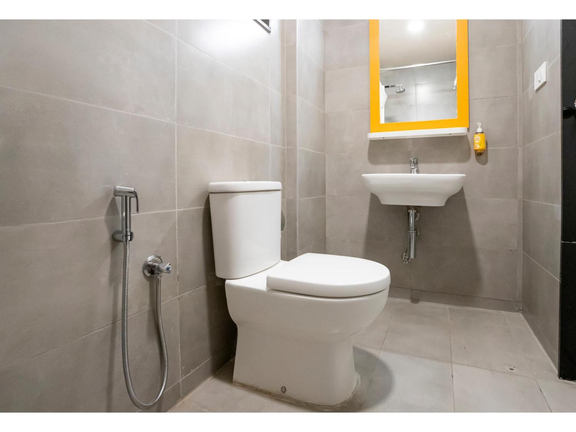 Bloom Hotel - Hsr Club บังกาลอร์ ภายนอก รูปภาพ