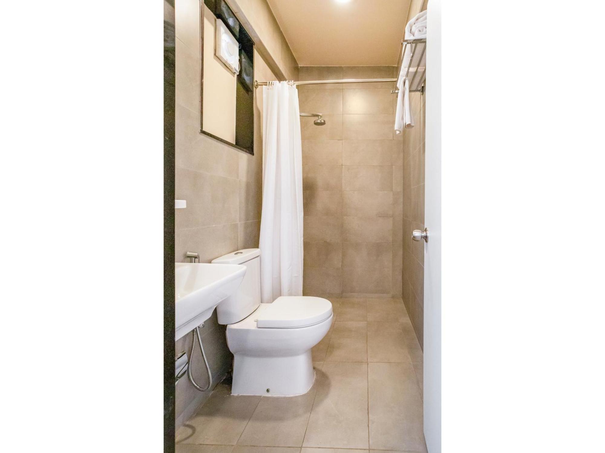 Bloom Hotel - Hsr Club บังกาลอร์ ภายนอก รูปภาพ